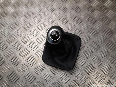 Mercedes-Benz A 177 364 02 10 / A1773640210 A-CLASS W177 2020 Bouton de levier de vitesse - Image 1