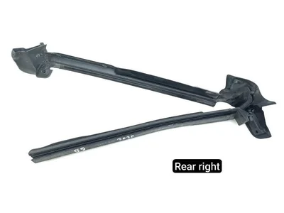 Ferrari 080861000 California 2010 Durų stiklo sandariklis dešinysis galinis - Paveiksliukas 1