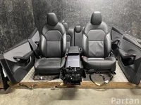 Gebrauchtes Original Tesla MODEL 3 2025 Sitze komplett Türverkleidung Armlehne