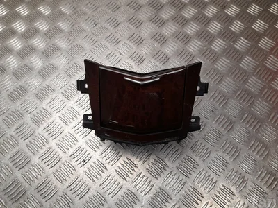 Cadillac 099 SRX 2011 Boîte à gants - Image 1