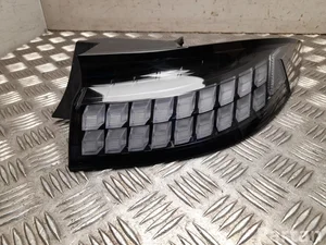 Hyundai 92402KL000 IONIQ 6 2025 Piloto posterior