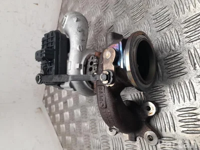 Škoda 04E 145 873 P / 04E145873P Octavia Mk4 Combi 2024 Uszczelka turbosprężarki - Zdjęcie 1