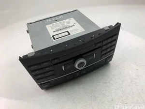 Mercedes-Benz A2129060201 E-CLASS (W212) 2012 Radio / lecteur CD
