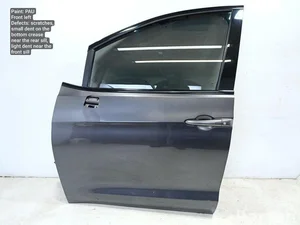 Chrysler Pacifica 2021 Tür vorne links