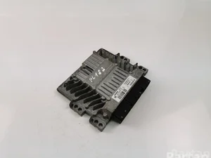 Renault 8200843713; S122326114A / 8200843713, S122326114A MEGANE II (BM0/1_, CM0/1_) 2010 Unidad de control del motor