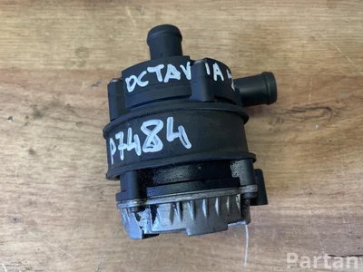 Škoda 04L965567A ; 0392024006 / 04L965567A, 0392024006 OCTAVIA IV Combi (NX5, PV5) 2021 Zusatzwasserpumpe - Bild 1