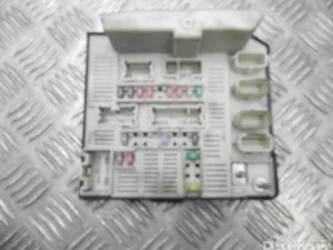 Renault 8200451901 KANGOO / GRAND KANGOO (KW0/1_) 2008 Aparato de mando