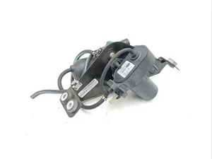 Gebrauchtes Original Jaguar 7W83-2B925-AF, 4C34-2A451-B, 8TG003953-21 / 7W832B925AF, 4C342A451B, 8TG00395321 XK Coupe (X150) 2013 Unterdruckpumpe