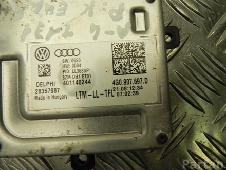 AUDI 4G0 907 697 D / 4G0907697D A4 (8K2, B8) 2012 Light Module ECU