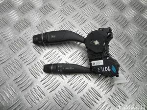 Mercedes-Benz 30S10023597 C-CLASS (W205) 2015 Multi-switch colonne de direction