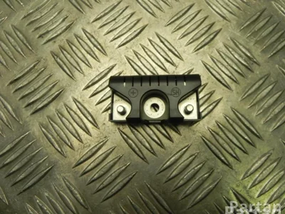 Audi 8T8 035 570 / 8T8035570 A4 (8K2, B8) 2015 Filtre de suppression - Image 1