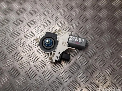 Tesla E73109-101, G31581-100 / E73109101, G31581100 Model Y 2021 Moteur de lève-vitre Right Front - Image 1