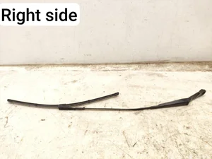 Porsche 9Y1.955.408 / 9Y1955408 Cayenne 9Y0 9Y3 2021 Bras d'essuie-glace Right Front