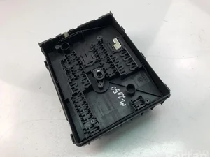 Volkswagen 1K0937125A TIGUAN (5N_) 2010 Caja de fusibles