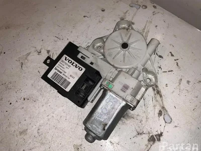 Volvo 30710149 V50 (MW) 2006 Moteur de lève-vitre Right Front - Image 1