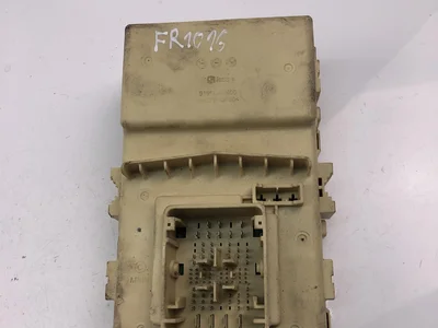 Hyundai 91950-K7110 / 91950K7110 i10 (BA, IA) 2013 Boîte à fusibles - Image 1