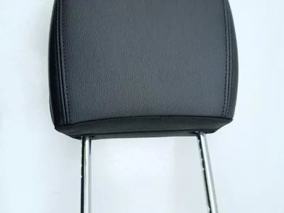 Jeep Wrangler JL 2021 Zagłówek z prawej z przodu - Zdjęcie 1