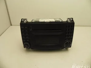 Volkswagen 906 820 18 89 / 9068201889 CRAFTER 30-50 Box (2E_) 2007 Radio / lecteur CD