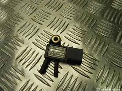 Mercedes-Benz 0 281 006 025 / 0281006025 C-CLASS (W204) 2008 Débitmètre d'air - Image 1