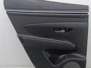 Hyundai 83301N7041, 83301N7041NNB, M83370N7000, M83370N7000NNB, M83310N7001. M83310N7001NNB / 83301N7041, 83301N7041NNB, M83370N7000, M83370N7000NNB, M83310N7001M83310N7001NNB Tucson (NX4) 2022 Panneau de garniture de porte