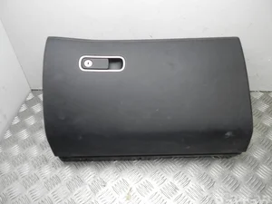 Mercedes-Benz A 167 680 41 00 / A1676804100 GLE (W167) (2019 ...) 2019 Boîte à gants