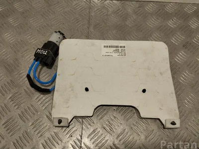 Jaguar GX73611F51AA XE (X760) 2017 Unité de commande pour siège - Image 1