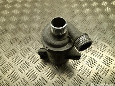 BMW 703665440 3 (F30, F80) 2017 Water Pump - Image 1