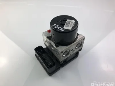 Volvo 285262-58303 / 28526258303 V60 2017 Control unit ABS Hydraulic - Image 1