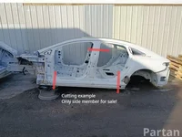 Mercedes-Benz EQS (V297) 2022 Schweller links