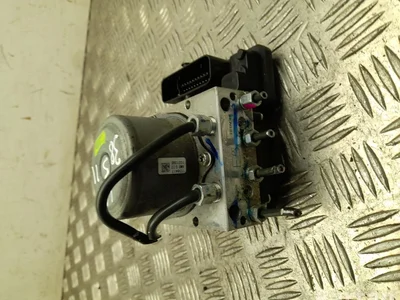 Nissan 47660 5SD0C / 476605SD0C LEAF (ZE1) 2024 Unité de commande hydraulique ABS - Image 1