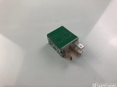 Mazda AH156700-4200 / AH1567004200 CX-5 (KE, GH) 2013 Relais - Image 1