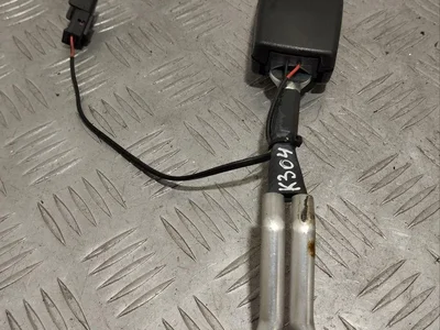 Maserati 34040202 GRAN TURISMO 2012 Boucle de ceinture de sécurité Right Rear - Image 1