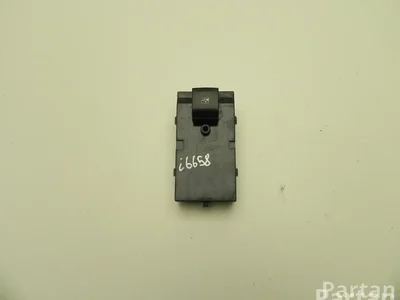 Vauxhall 13408448 ASTRA Mk VII (K) 2016 Bouton de lève-vitre - Image 1