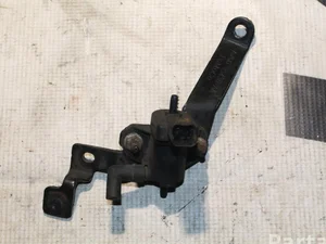 Volvo AV6Q-9S430-AA / AV6Q9S430AA V60 2011 Pompe à vacuum