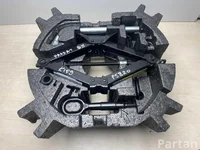 Volkswagen 3Q0011031A ; 3G0012115K / 3Q0011031A, 3G0012115K PASSAT B8 (3G2, CB2) 2020 Domkratas