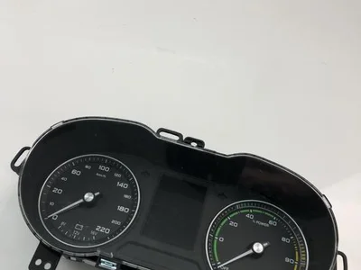 MG ZS11EV71102 MG4 Trophy 2023 Tableau de bord - Image 1