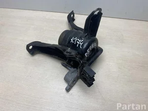 Toyota C-HR (_X1_) 2020 Suspensión del motor