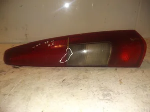 Volvo 9157800 V70 I (LV) 1998 Feu arrière