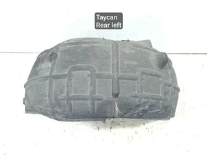 Porsche Taycan 2021 Doublure d'aile Left Rear