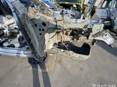 Volkswagen Touareg III CR 2019 Quart de corps Right Front - Image 1