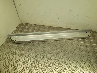 Mercedes-Benz A 297 620 00 01 / A2976200001 EQE V295 2022 Support moteur - Image 1