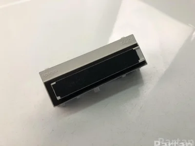 Toyota 83950-02520 / 8395002520 COROLLA Saloon (_E18_, ZRE17_) 2016 Display - Imagen 1