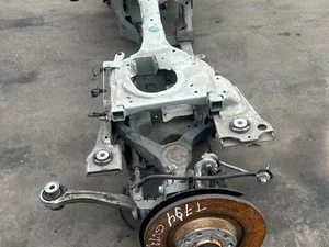 Peugeot 9843696380 508 SW II 2021 poutre d'essieu arrière