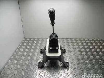 Fiat 7355583120 500L (351_, 352_) 2013 Levier de vitesse - Image 1