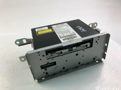 Toyota 86120-02520 / 8612002520 AURIS (_E15_) 2010 Radio / lecteur CD - Image 1