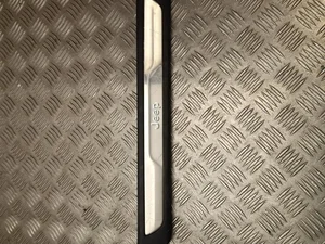 BMW 1NC81LC5AB 5 (G30) 2017 Bordure de seuil de porte