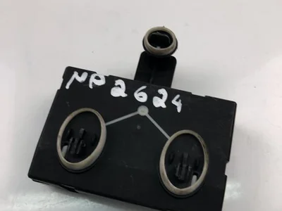 Škoda 7N0959795F YETI (5L) 2012 Unité de commande pour porte Right Rear - Image 1