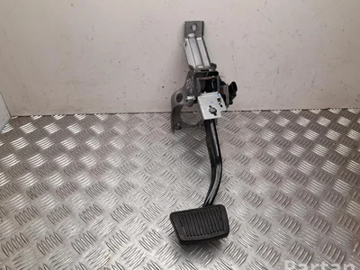 Hyundai 32800-DF100 / 32800DF100 Kona II 2024 Pédale de frein - Image 1