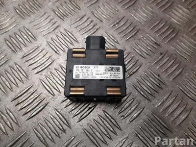 Audi 4M0 907 566 D / 4M0907566D A5 (F53) 2018 Czujnik radarowy - Zdjęcie 1