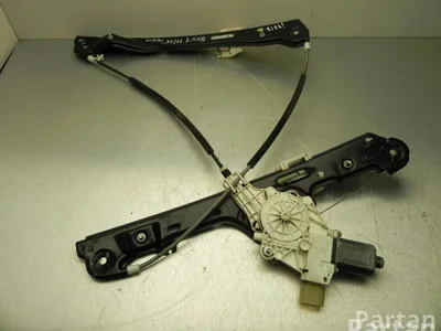 BMW 7 067 796 / 7067796 1 (E87) 2006 Lève-vitre - Image 1